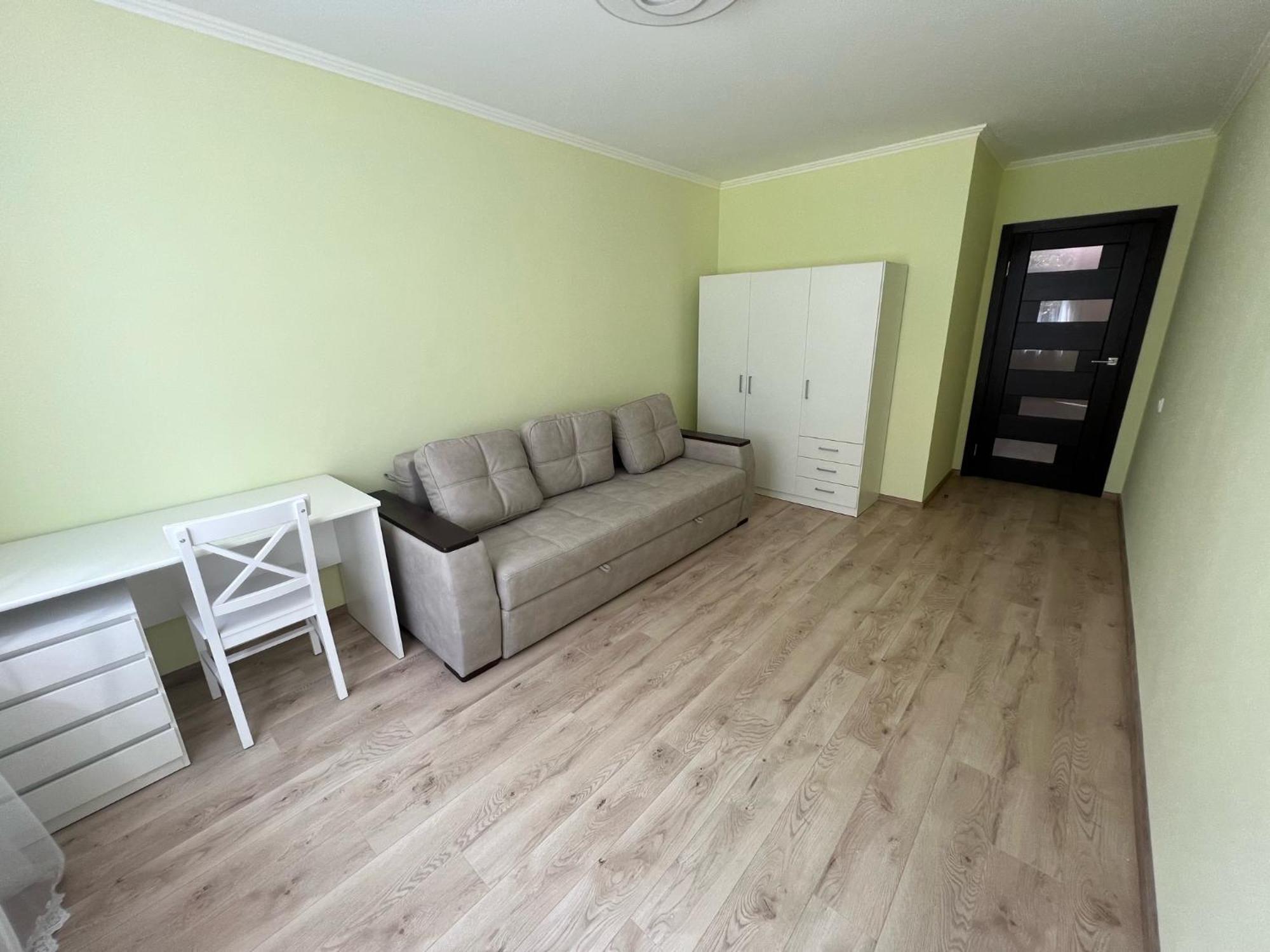 House в новобудові по вул зелена 204 Apartment Lviv