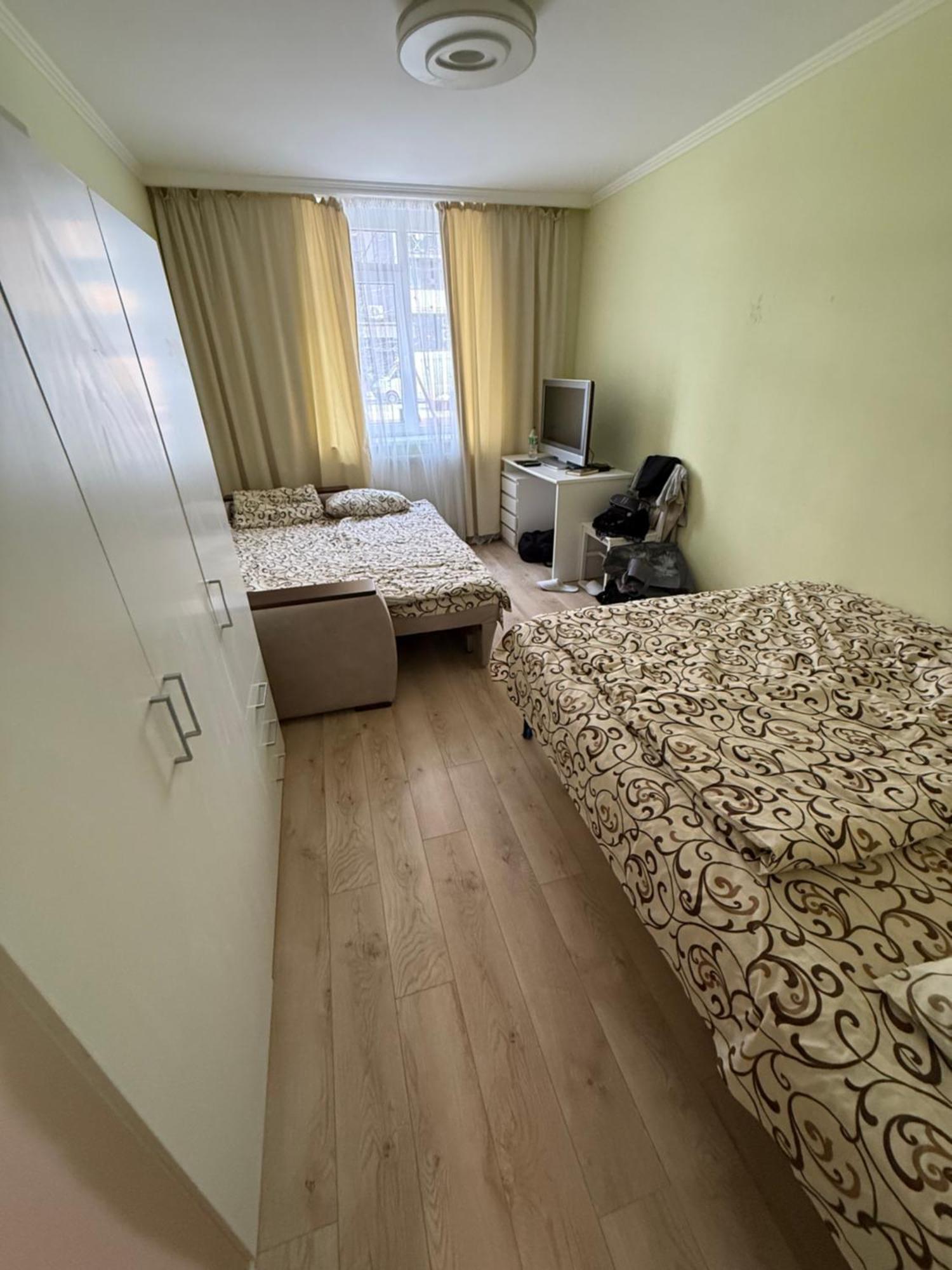 House в новобудові по вул зелена 204 *